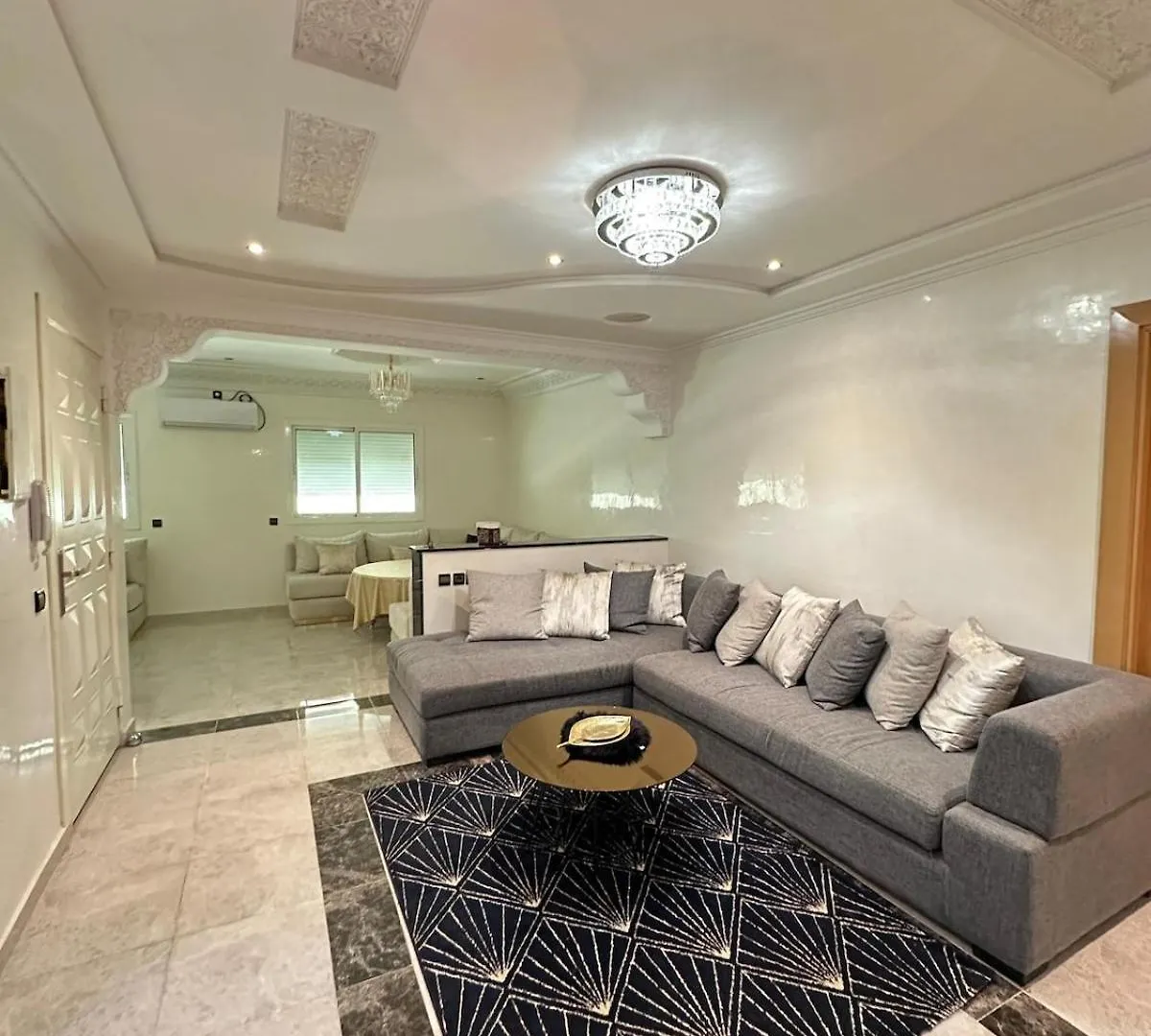 Fez Spacious Stay With Moroccan Artisanal Charm 0*, Fes