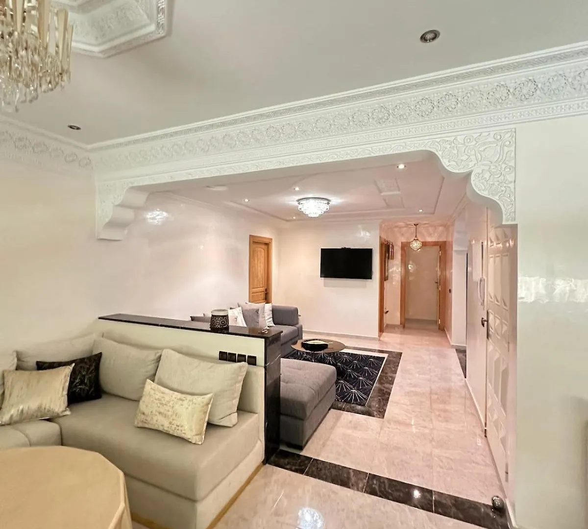 Fez Spacious Stay With Moroccan Artisanal Charm 0*, Fes